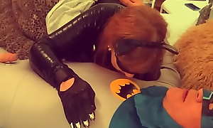 Catwoman sucks Batman