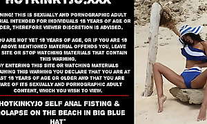 Hotkinkyjo self anal fisting and prolapse on the beach in big blue hat