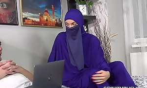 Niqab spoil likes it hard