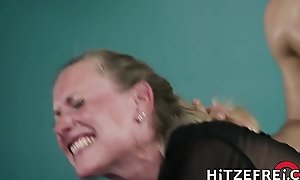 HITZEFREI Tow-haired German Mummy bonks a younger guy