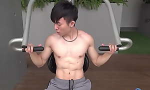 Outdoor exercising and showing his fitness and hot body!
