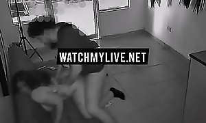 Mia khalifa siendo follada captado en camara de seguridad