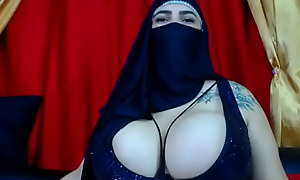 Arab Sharmi i big breast big ass anl Arab Sharmi i big breast