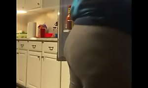 Twerking my big fat sweaty thick ass after be passed on gym relative to my skin tight short leggings