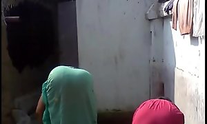 Bengali boudi Bathing, xnxxhomes porn